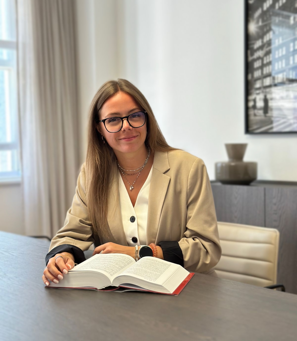 Experten im Arbeitsrecht Versicherungsrecht Zivilrecht - Dr. Heninger