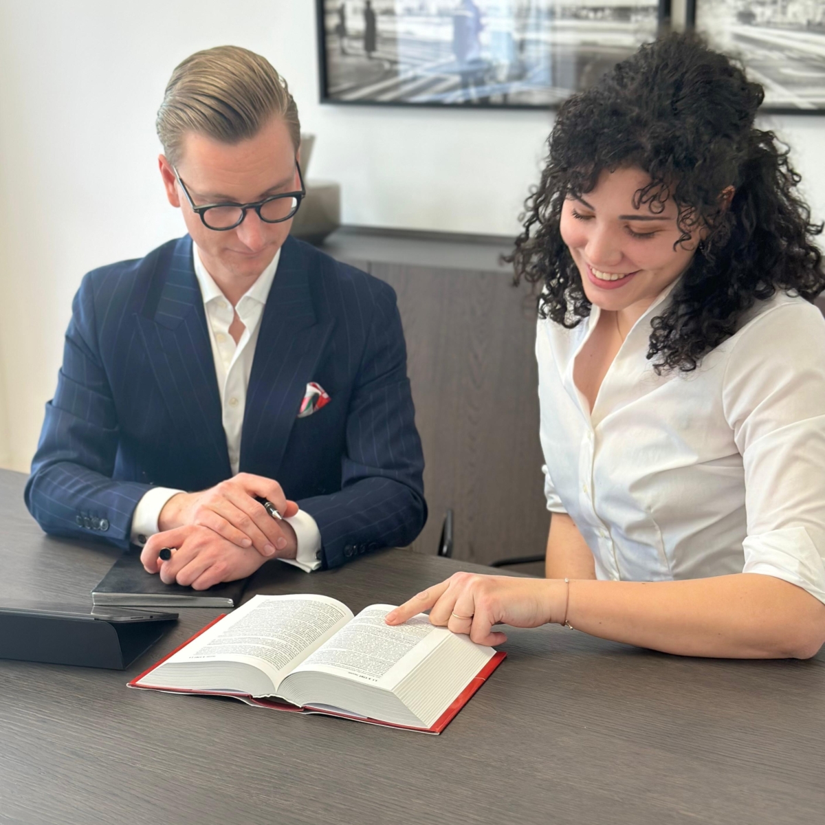 Anwalt Arbeitsrecht und Versicherungsrecht Zivilrecht 1010 Wien Heninger